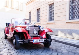 Trip Through Prague in a Vintage Car with Guide