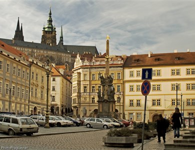 Malostranské Square