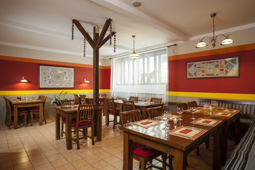 4 Curry Palace Prague